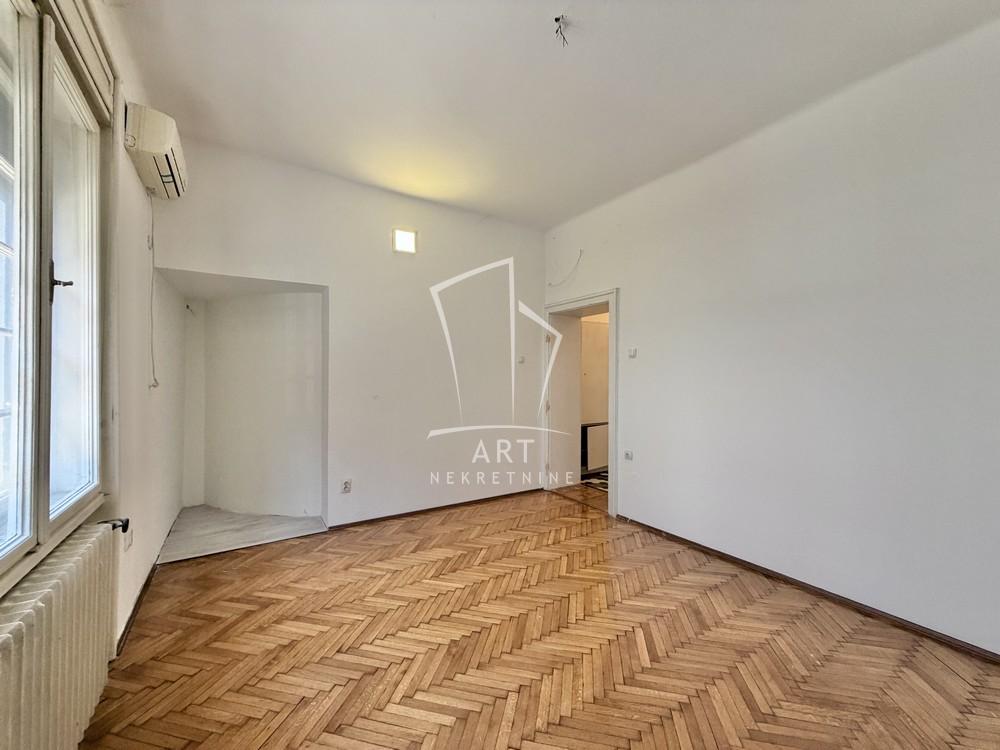 Slika 9 - Stojana Novakovića, Troiposoban stan za izdavanje, 100m2, 950€