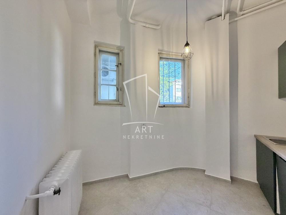 Slika 11 - Stojana Novakovića, Troiposoban stan za izdavanje, 100m2, 950€