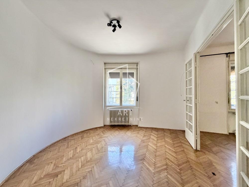 Slika 1 - Stojana Novakovića, Troiposoban stan za izdavanje, 100m2, 950€