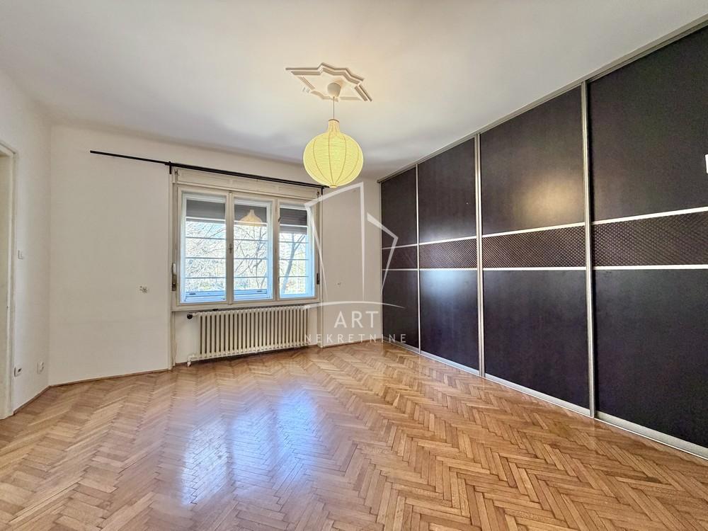 Slika 4 - Stojana Novakovića, Troiposoban stan za izdavanje, 100m2, 950€