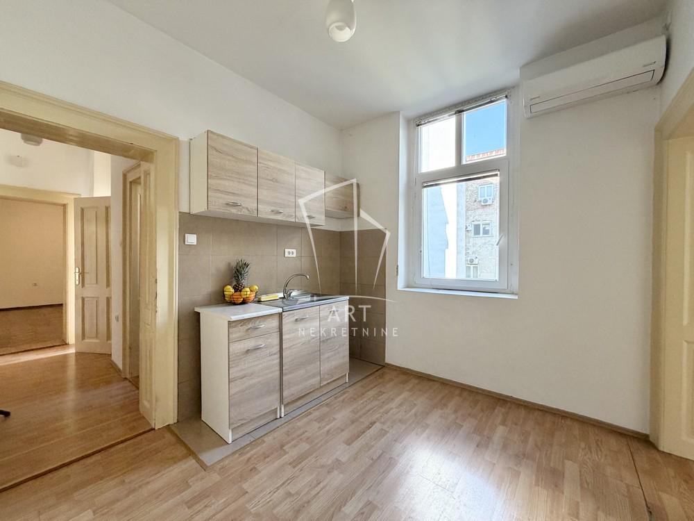 Slika 9 - Resavska, Troiposoban stan na prodaju, 81m2, 325.000€