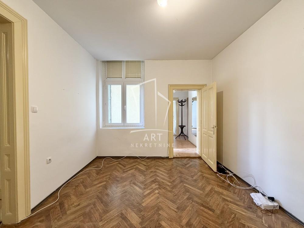 Slika 1 - Resavska, Troiposoban stan na prodaju, 81m2, 325.000€