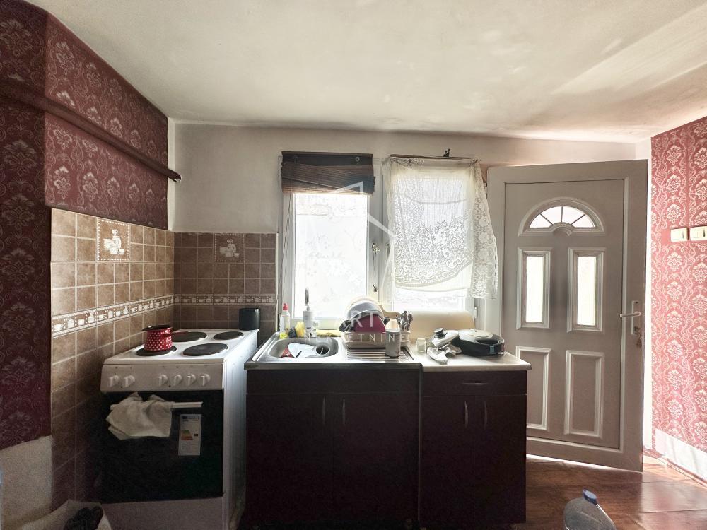 Glavna slika -Banijska,  Kuća na prodaju, 34m2, 85.000€