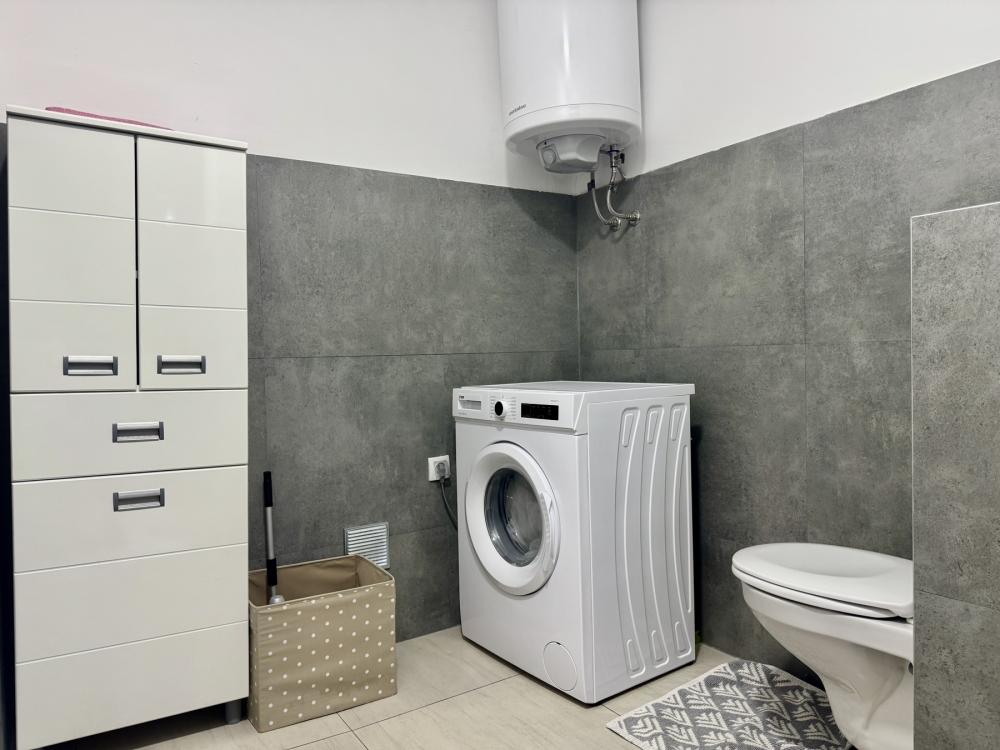 Slika 9 - Bulevar Vojvode Mišića, Trosoban stan za izdavanje, 70m2, 950€