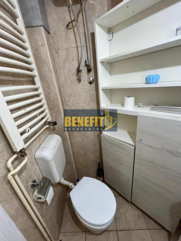 Slika 10 - Troiposoban stan za izdavanje, 70m2, 990€