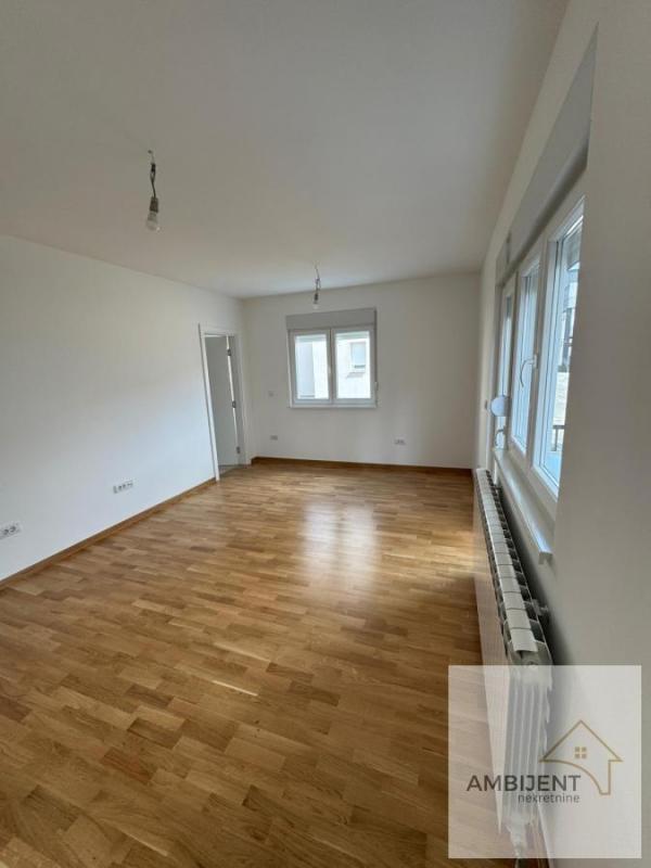 Slika 2 - Dvosoban stan na prodaju, 42m2, 120.000€