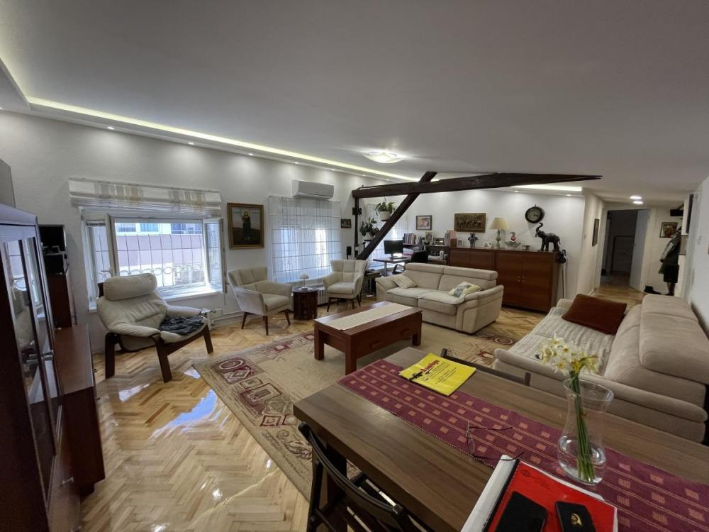 Glavna slika -Trosoban stan na prodaju, 95m2, 279.980€