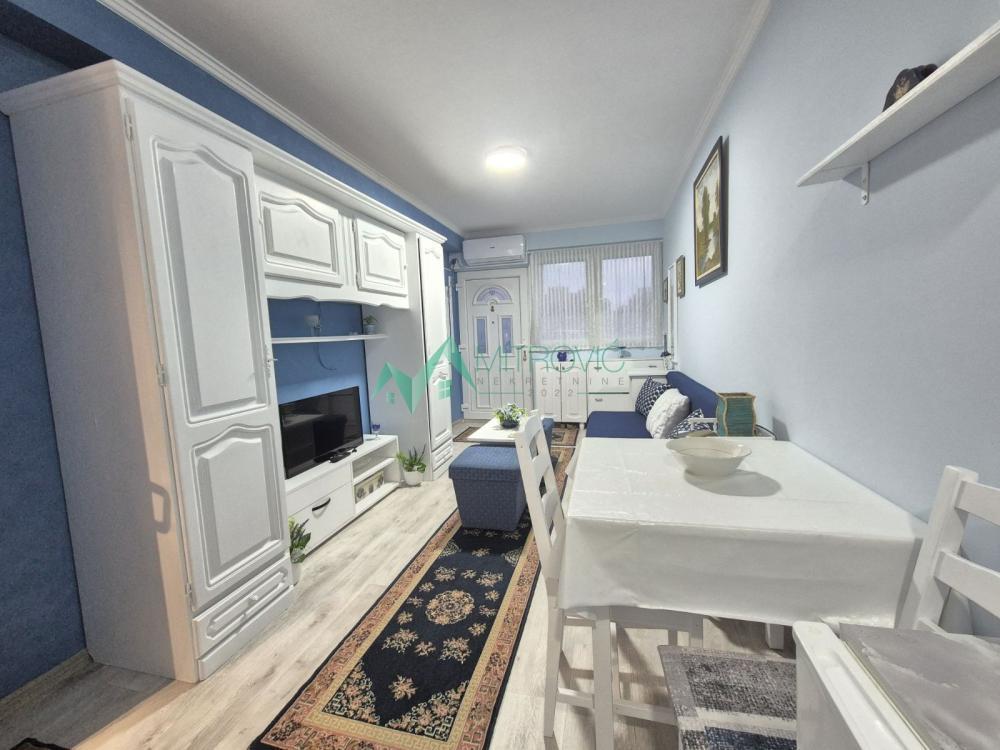 Glavna slika - Stan za izdavanje, 17m2, 190€