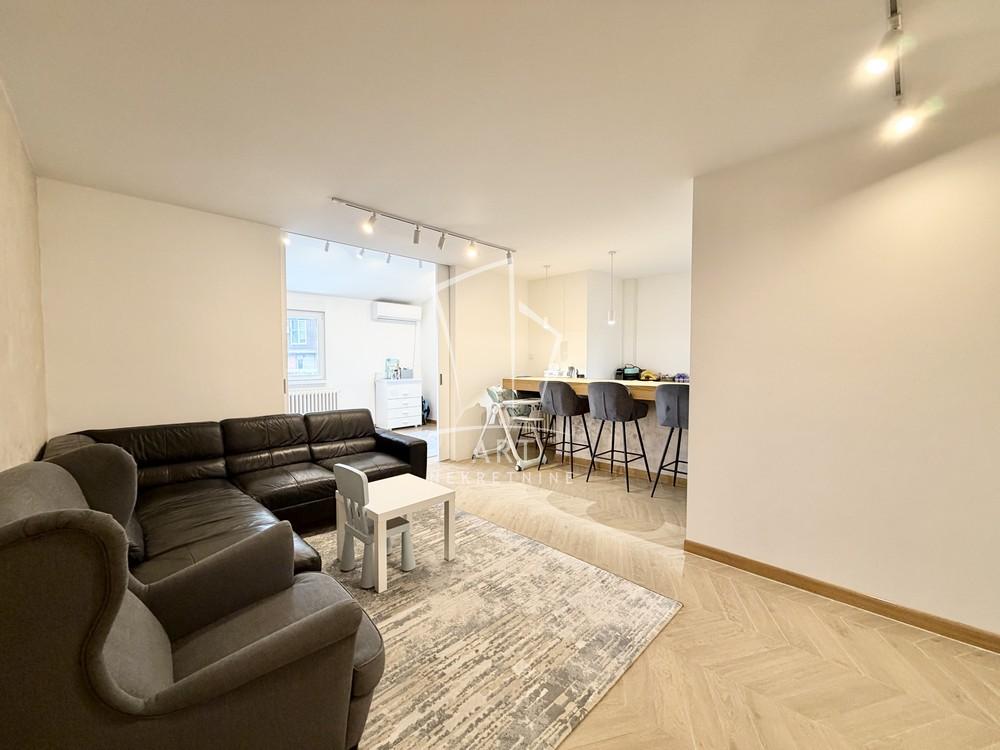 Slika 1 - Slavoljuba Vuksanovića, Četvorosoban stan na prodaju, 86m2, 245.000€