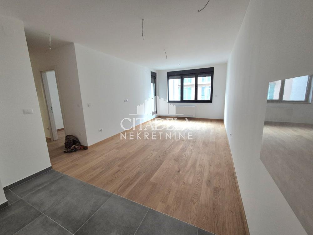 Slika 11 - Vojvode Stepe, Trosoban stan na prodaju, 70m2, 270.000€