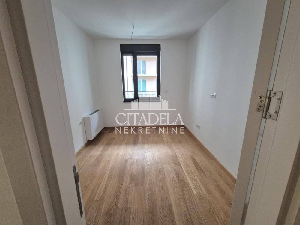 Slika 8 - Vojvode Stepe, Trosoban stan na prodaju, 70m2, 270.000€