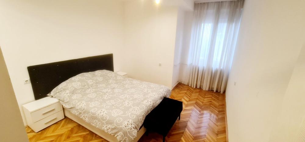 Slika 4 - Sinđelićev Trg 18/2, Trosoban stan za izdavanje, 82m2, 500€