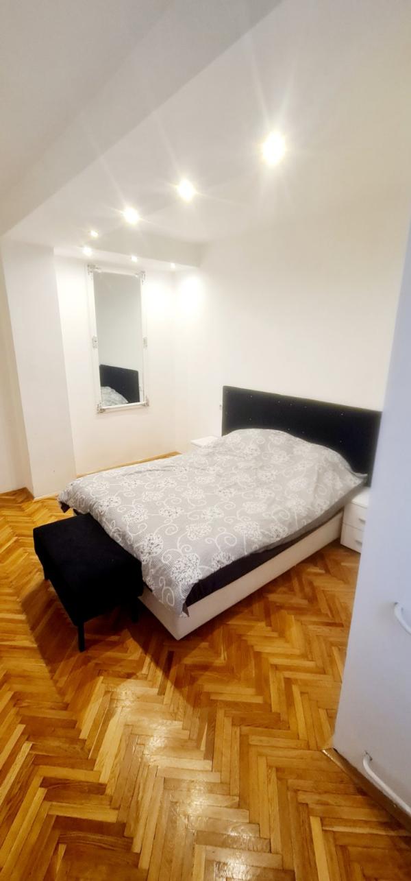 Slika 3 - Sinđelićev Trg 18/2, Trosoban stan za izdavanje, 82m2, 500€