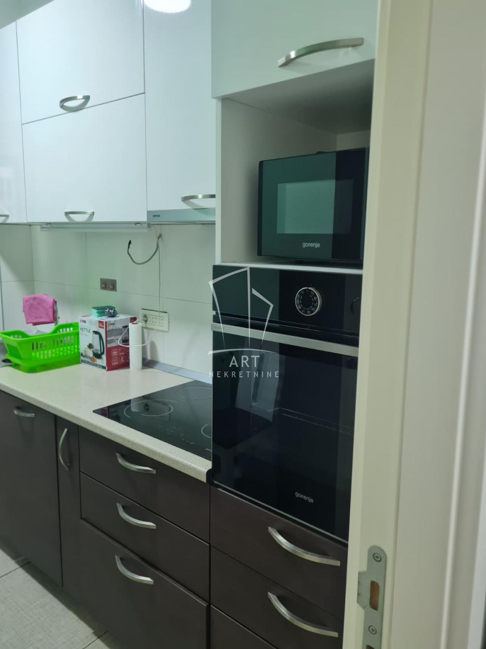 Slika 5 - Mihaila Gavrilovića, Trosoban stan za izdavanje, 55m2, 800€