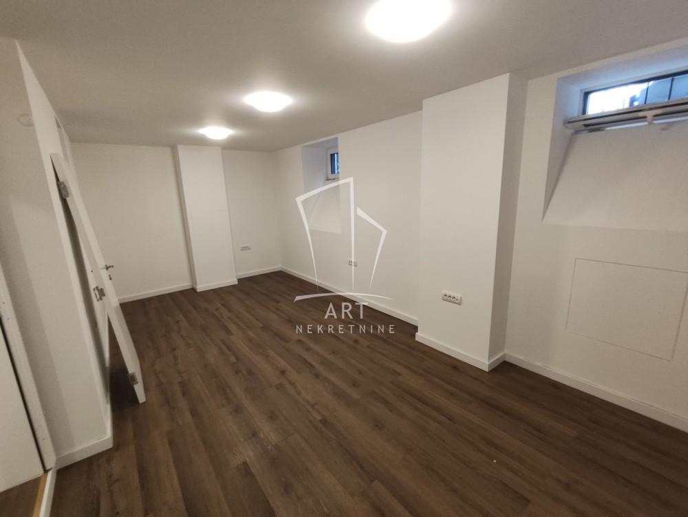 Slika 1 - Fruškogorska,  Lokal za izdavanje, 55m2, 650€