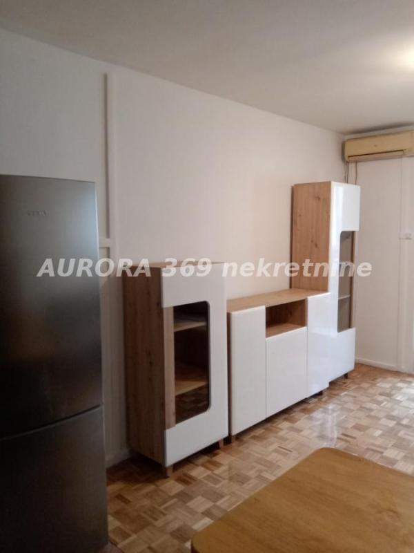 Slika 1 - Dvosoban stan za izdavanje, 47m2, 300€