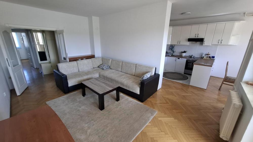 Slika 1 - Četvorosoban stan na prodaju, 100m2, 400.000€