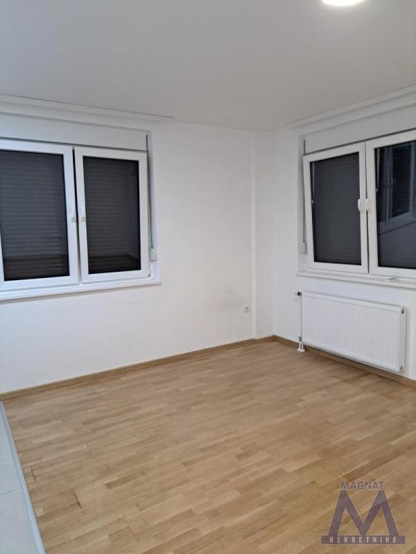 Slika 2 -  Stan za izdavanje, 250€