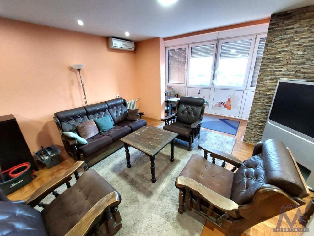 Glavna slika -Dvoiposoban stan za izdavanje, 500€