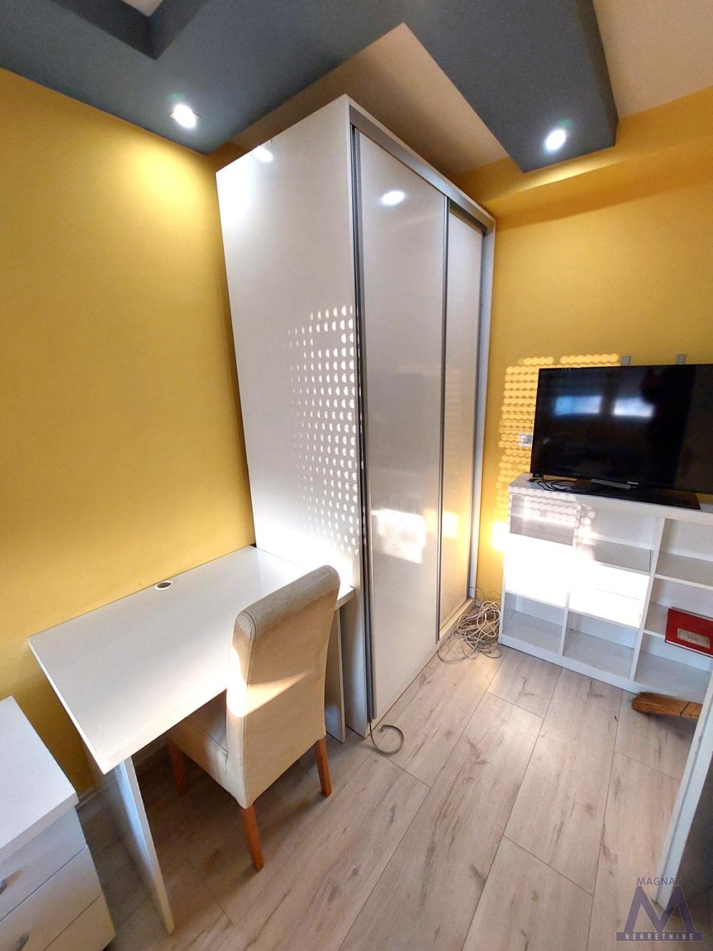 Slika 9 - Dvoiposoban stan za izdavanje, 500€