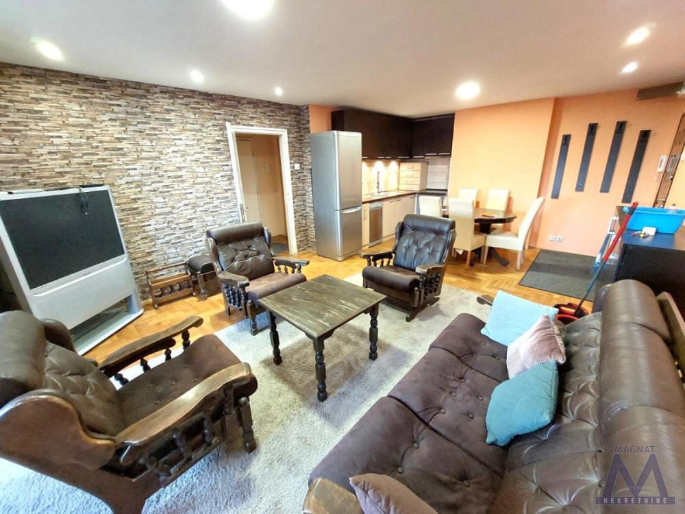 Slika 2 - Dvoiposoban stan za izdavanje, 500€