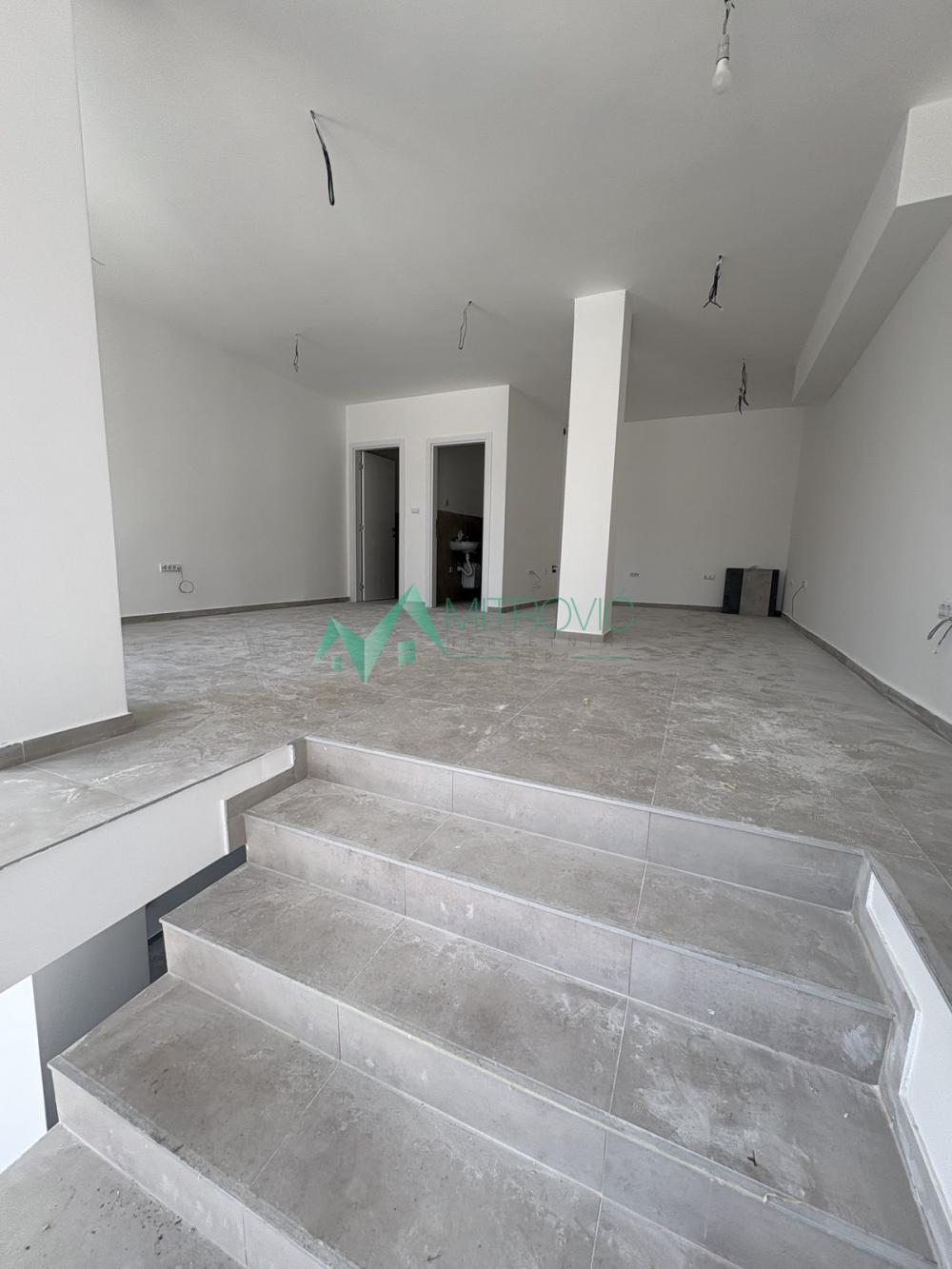 Slika 2 -  Lokal za izdavanje, 134m2, 1.000€