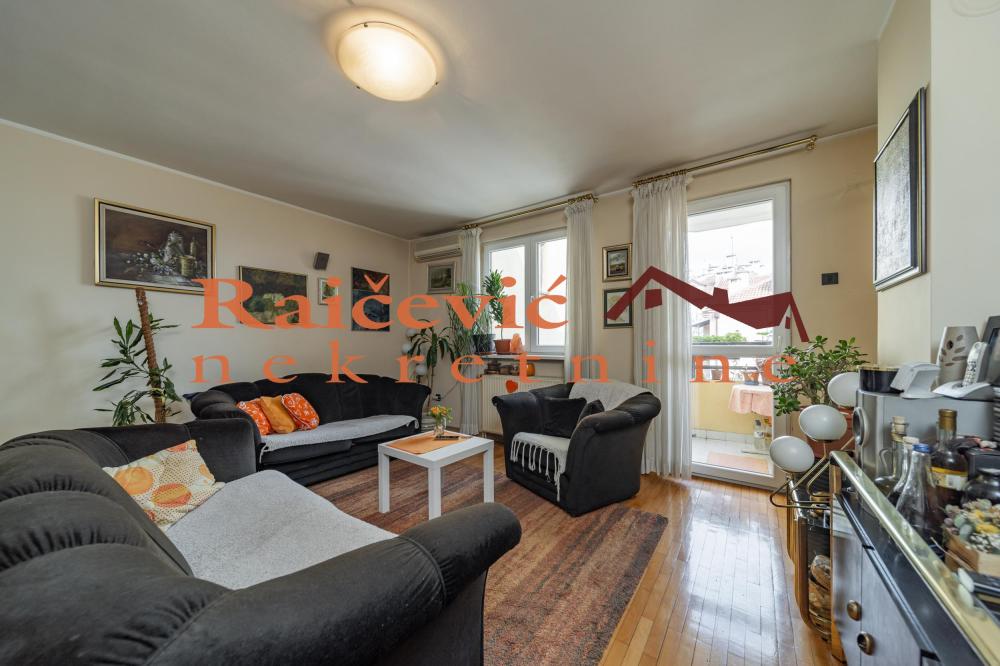 Slika 2 - Dr Drage Ljocic, Četvorosoban stan na prodaju, 93m2, 250.000€