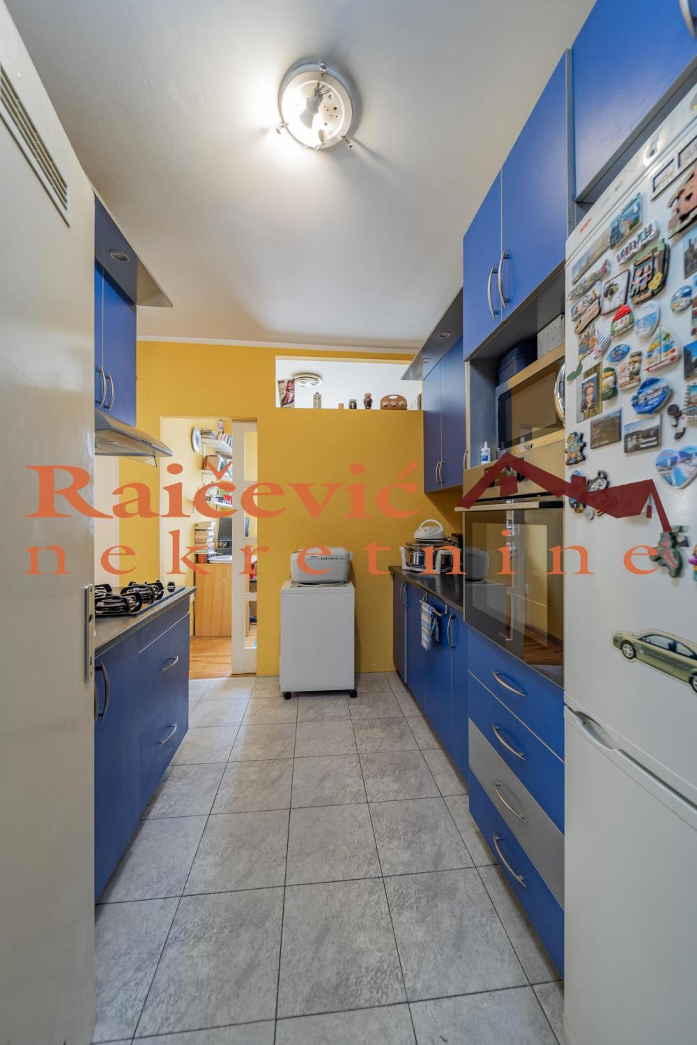 Slika 5 - Dr Drage Ljocic, Četvorosoban stan na prodaju, 93m2, 250.000€