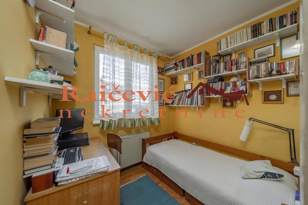 Slika 11 - Dr Drage Ljocic, Četvorosoban stan na prodaju, 93m2, 250.000€