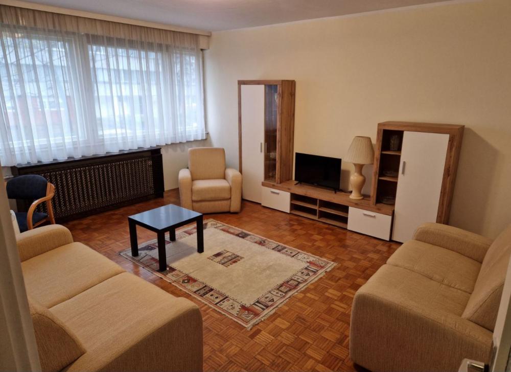 Slika 1 - Olge Alkalaj, Dvoiposoban stan za izdavanje, 62m2, 500€