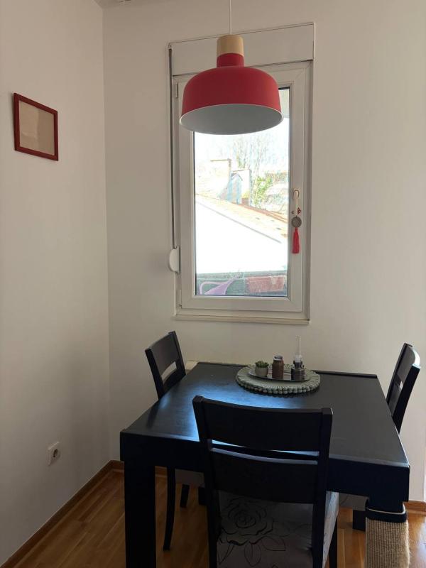 Slika 5 - Šumatovačka, Trosoban stan za izdavanje, 55m2, 800€