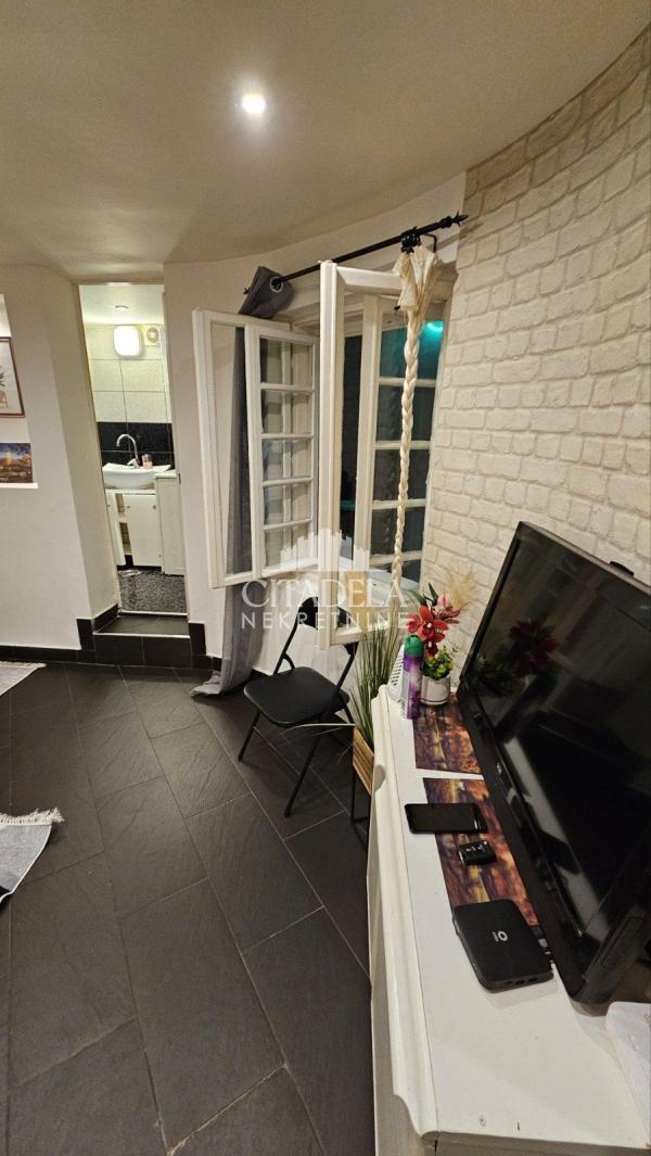 Slika 3 - Džordža Vašingtona, Dvosoban stan na prodaju, 18m2, 85.000€