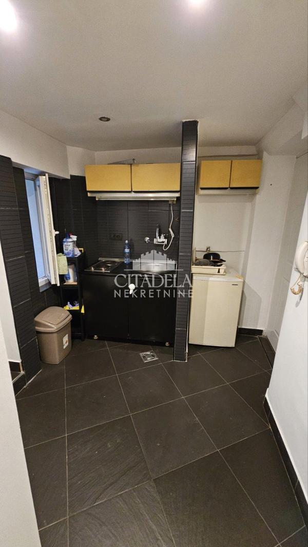 Slika 4 - Džordža Vašingtona, Dvosoban stan na prodaju, 18m2, 85.000€