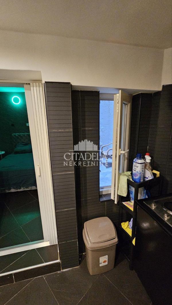 Slika 9 - Džordža Vašingtona, Dvosoban stan na prodaju, 18m2, 85.000€