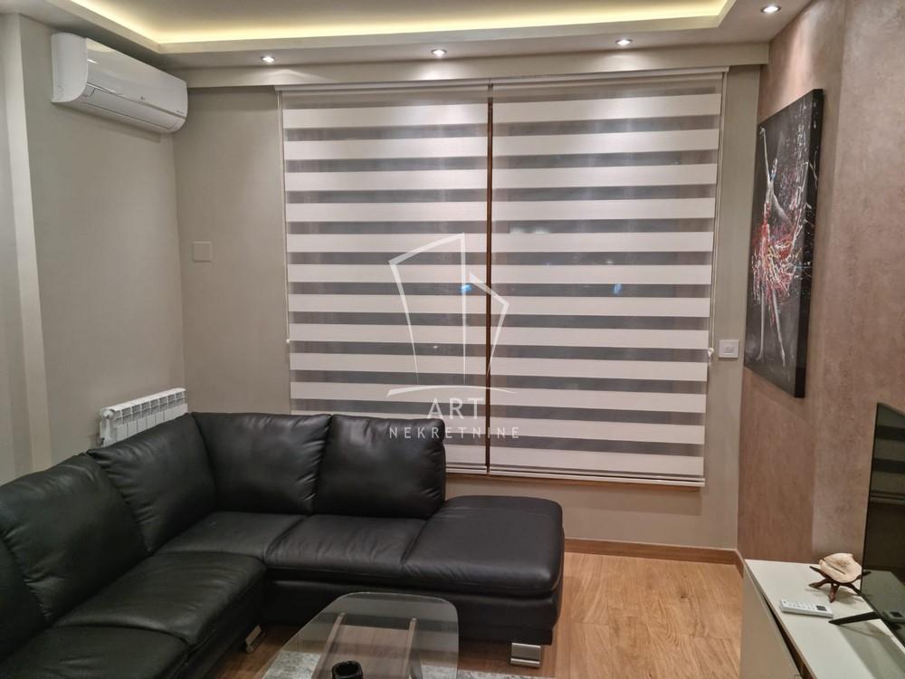 Slika 2 - Bulevar heroja sa Košara, Trosoban stan za izdavanje, 60m2, 1.200€