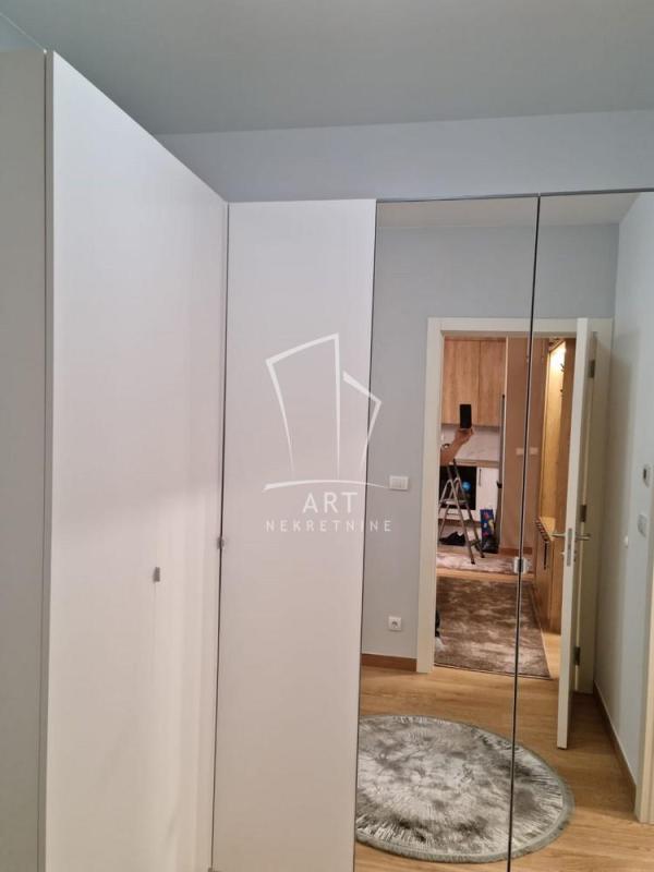 Slika 10 - Bulevar heroja sa Košara, Trosoban stan za izdavanje, 60m2, 1.200€