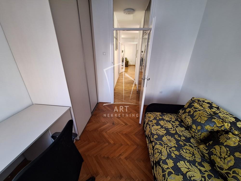 Slika 8 - Bulevar Kralja Aleksandra, Dvoiposoban stan za izdavanje, 74m2, 800€