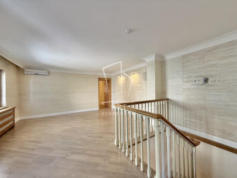 Slika 6 - Krupanjska,  Kuća na prodaju, 433m2, 1.800.000€