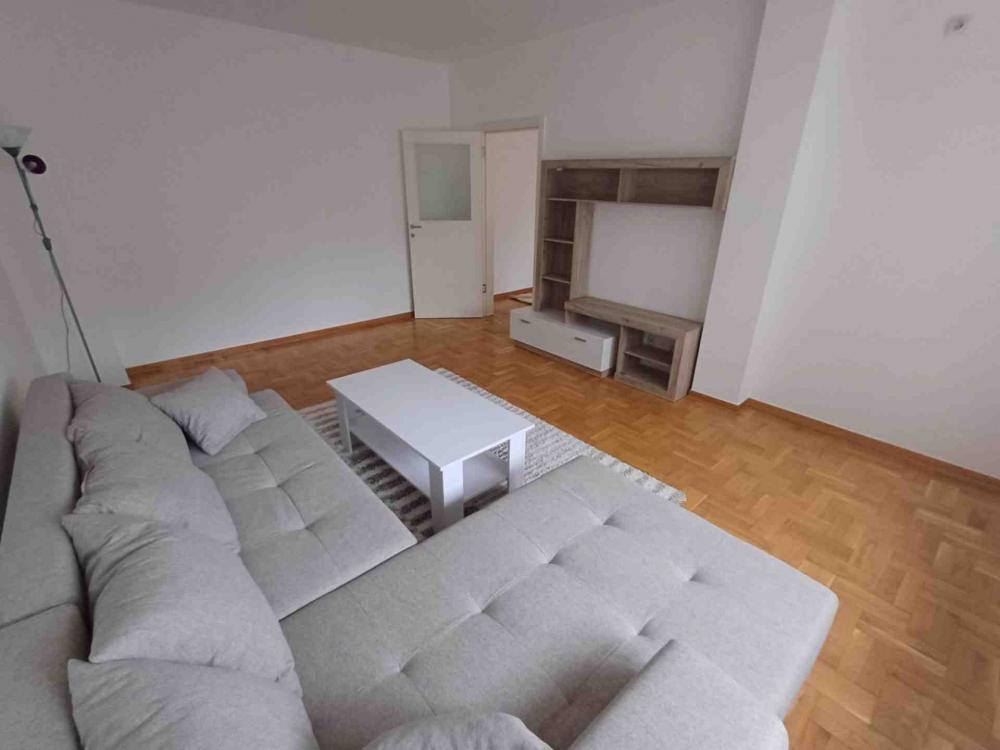 Slika 3 - Matije Vukovića, Jednosoban stan za izdavanje, 52m2, 500€