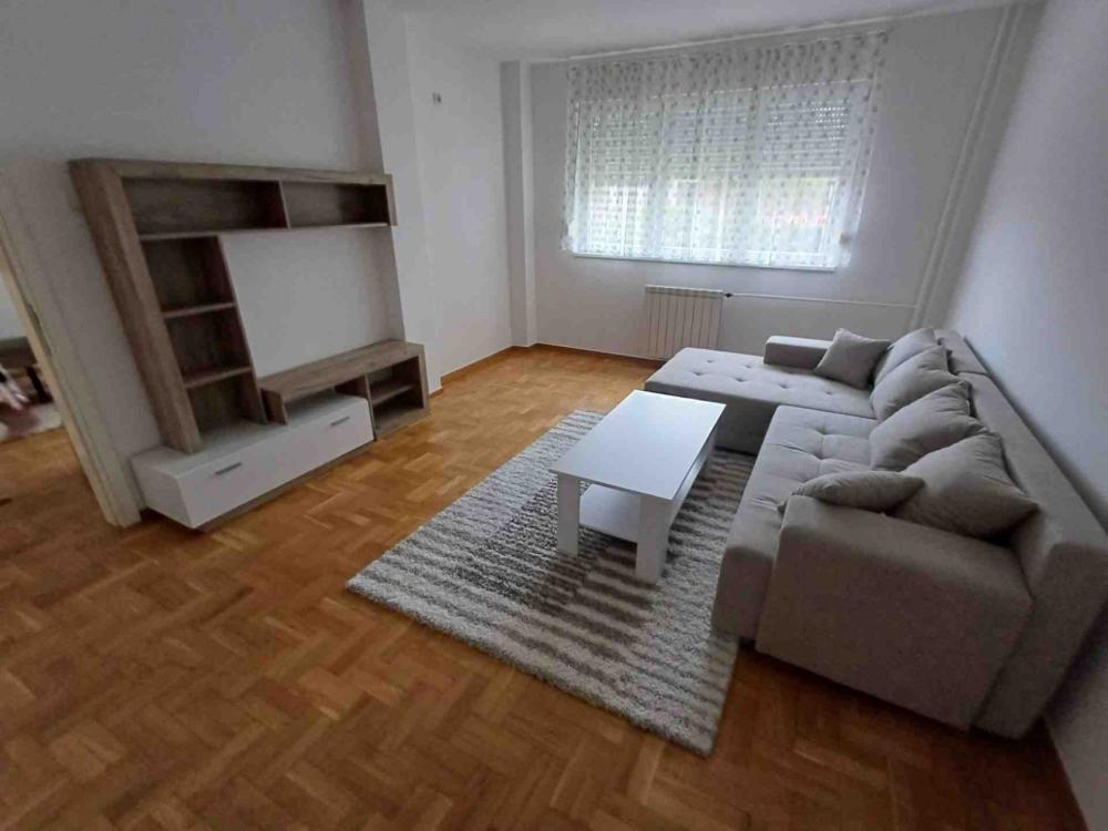 Glavna slika -Matije Vukovića, Jednosoban stan za izdavanje, 52m2, 500€