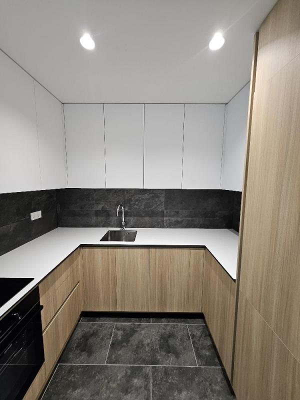 Slika 1 - Jurija Gagarina, Trosoban stan za izdavanje, 78m2, 1.300€