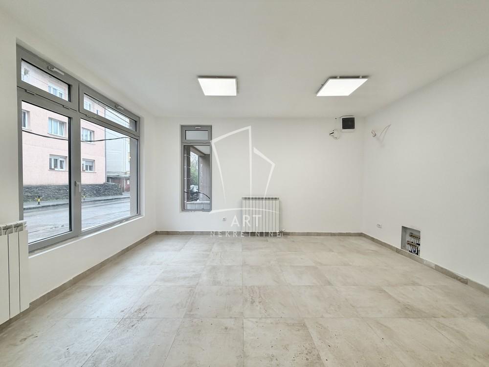 Slika 2 - Preševska,  Lokal na prodaju, 61m2, 174.000€