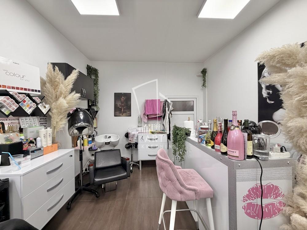 Slika 1 - Generala Lešjanina,  Lokal na prodaju, 36m2, 240.000€