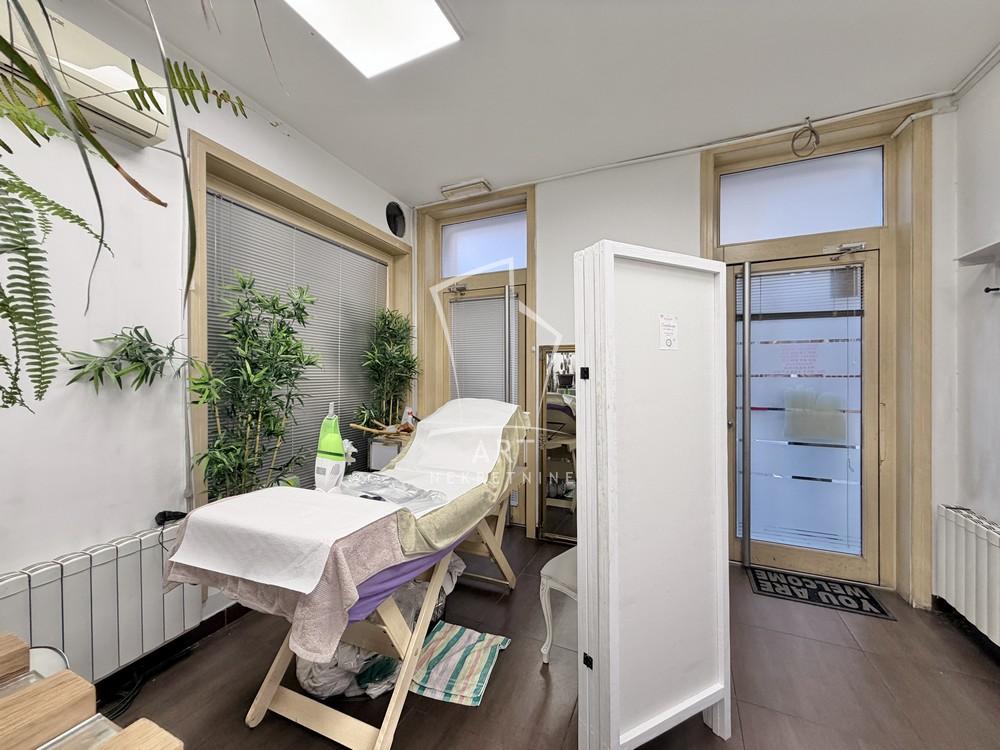 Slika 3 - Generala Lešjanina,  Lokal na prodaju, 36m2, 240.000€