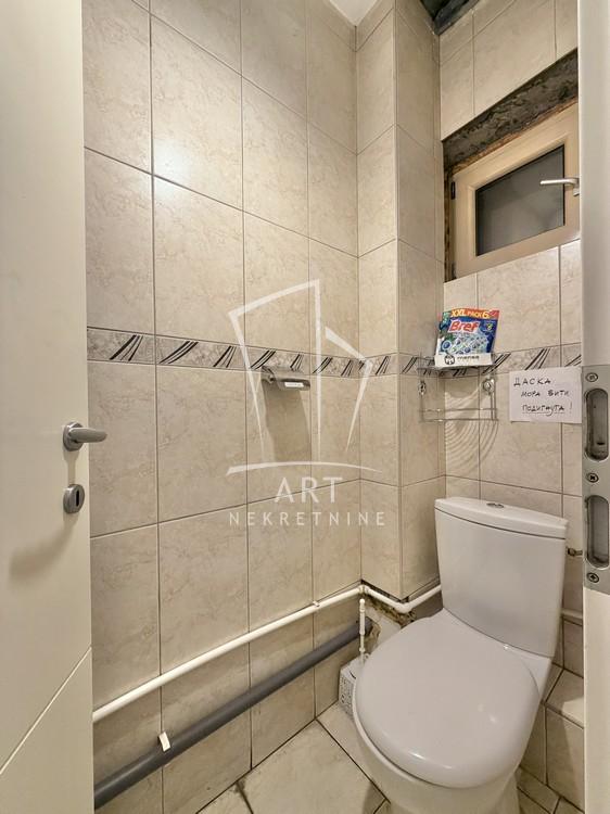 Slika 8 - Generala Lešjanina,  Lokal na prodaju, 36m2, 240.000€