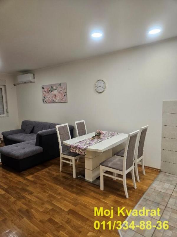 Slika 4 - Trosoban stan za izdavanje, 55m2, 800€