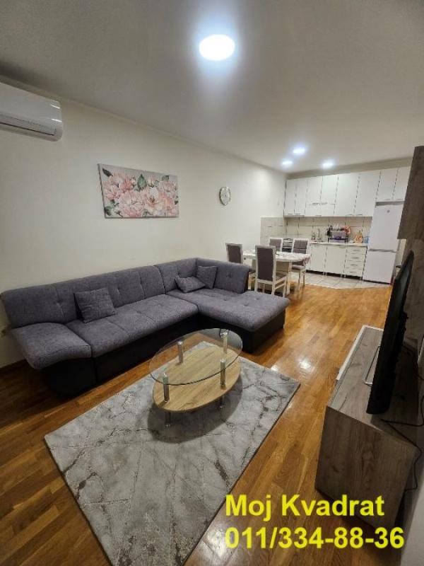 Slika 1 - Trosoban stan za izdavanje, 55m2, 800€