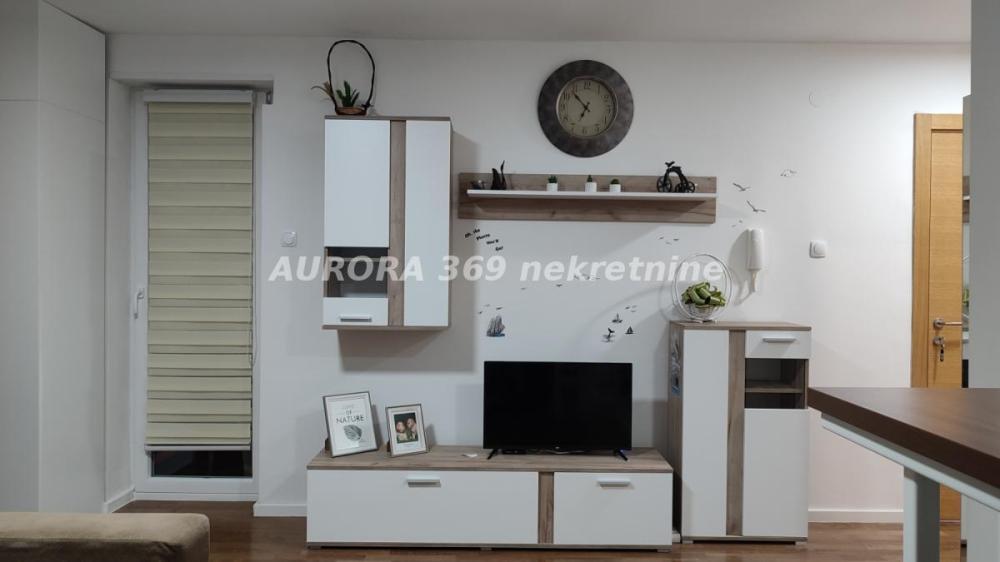 Glavna slika -Jednosoban stan za izdavanje, 36m2, 300€