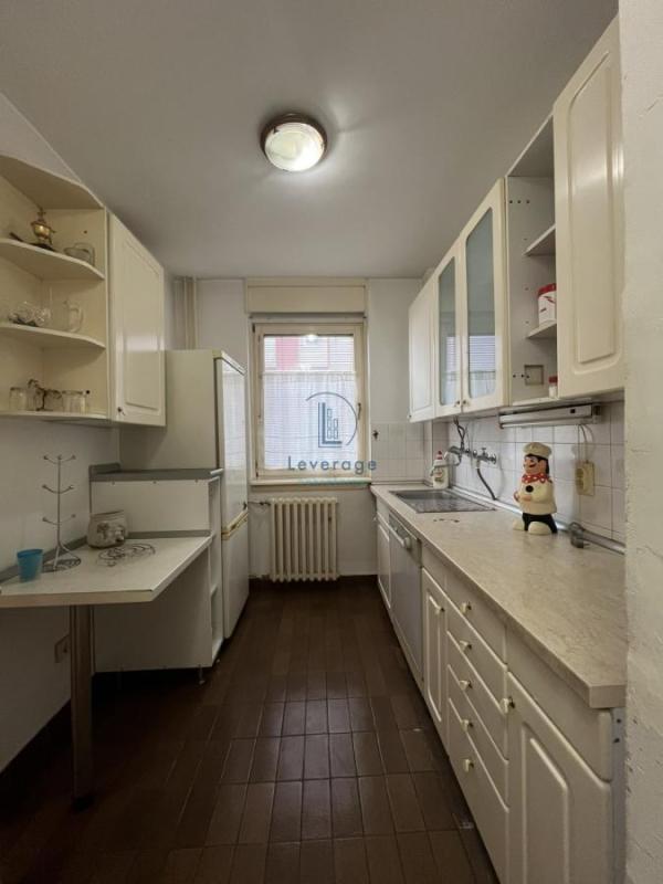 Slika 7 - Marka Čelebonovića, Trosoban stan za izdavanje, 90m2, 850€