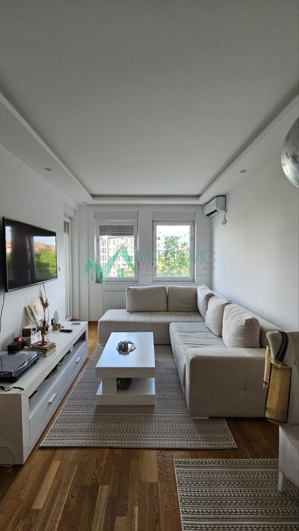 Glavna slika -Jednoiposoban stan za izdavanje, 42m2, 500€